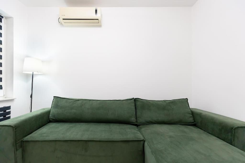 Modern 2br Apt In The City Center