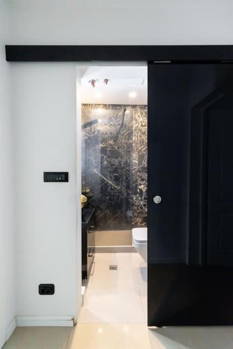 Appartamento Modern 2br Apt In The City Center *